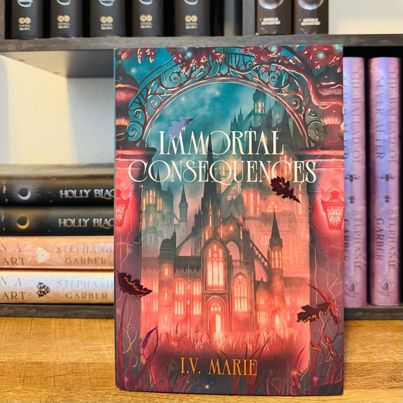 Fairyloot Exclusive Edition Immortal Consequences by I.V. Marie - Picture 3 of 14